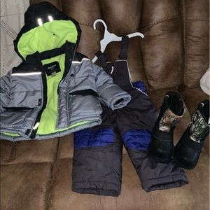 Snow suit, jacket & boots! Bundle